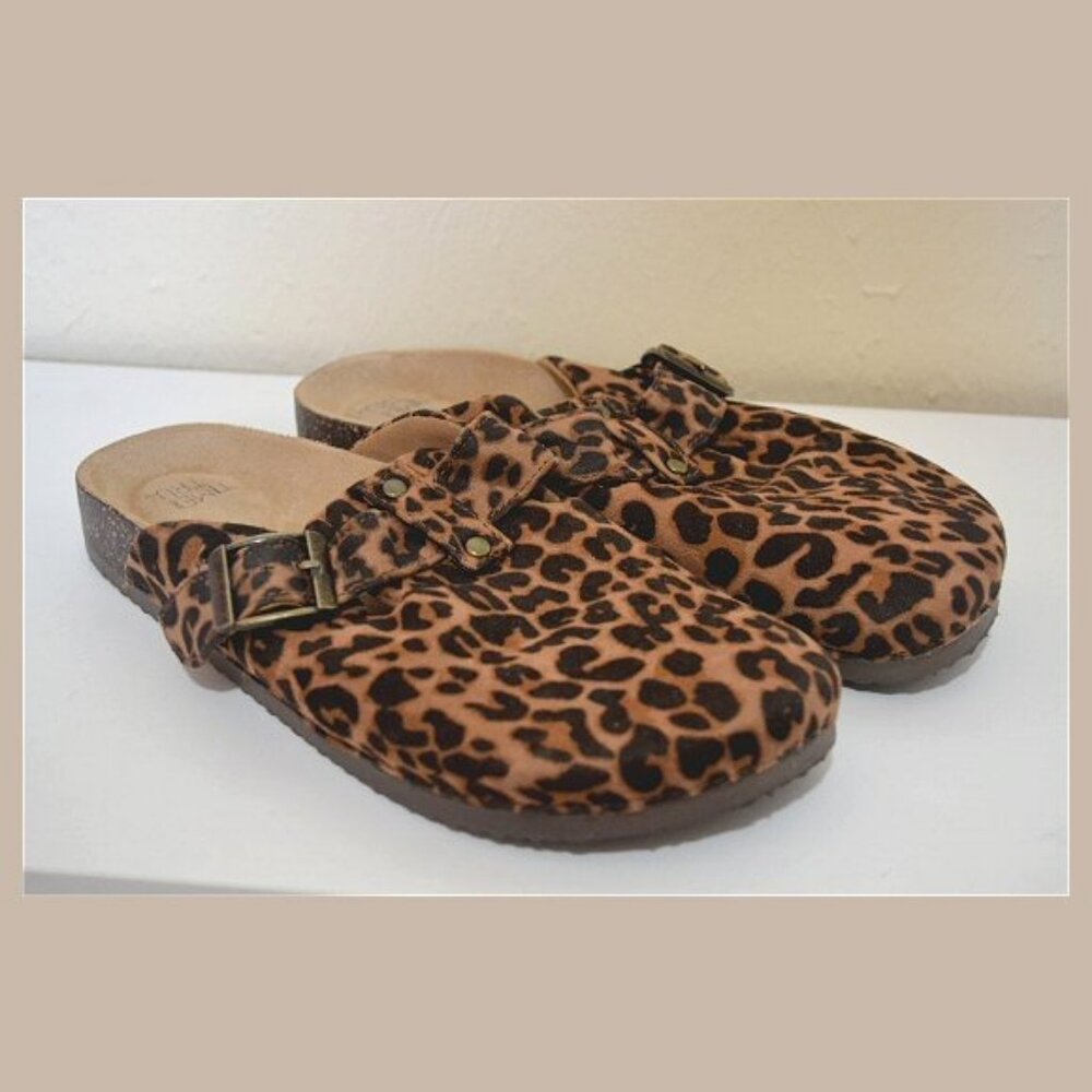 Leopard Print Slip-On Mule Size 7